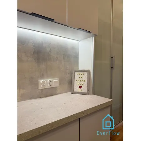 Scooby Doo 10 Min To Old Town Gdansk,pkp & Shopping Mall