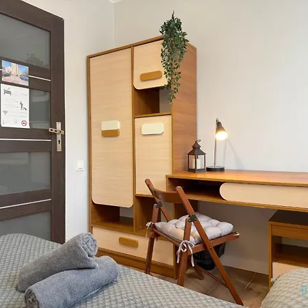 Homestay Scooby Doo 10 Min To Old Town Gdansk,pkp & Shopping Mall *